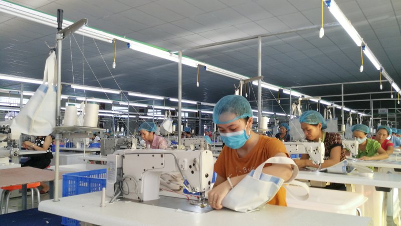 PA旗舰厅手袋越南工厂正式投产实景拍摄
